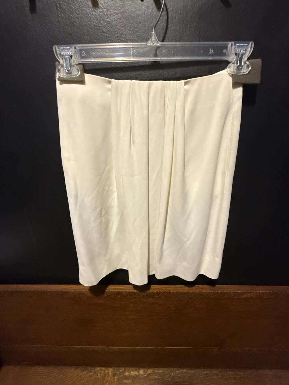 Emporio Armani Cream White Pleated Front Skirt Size 40